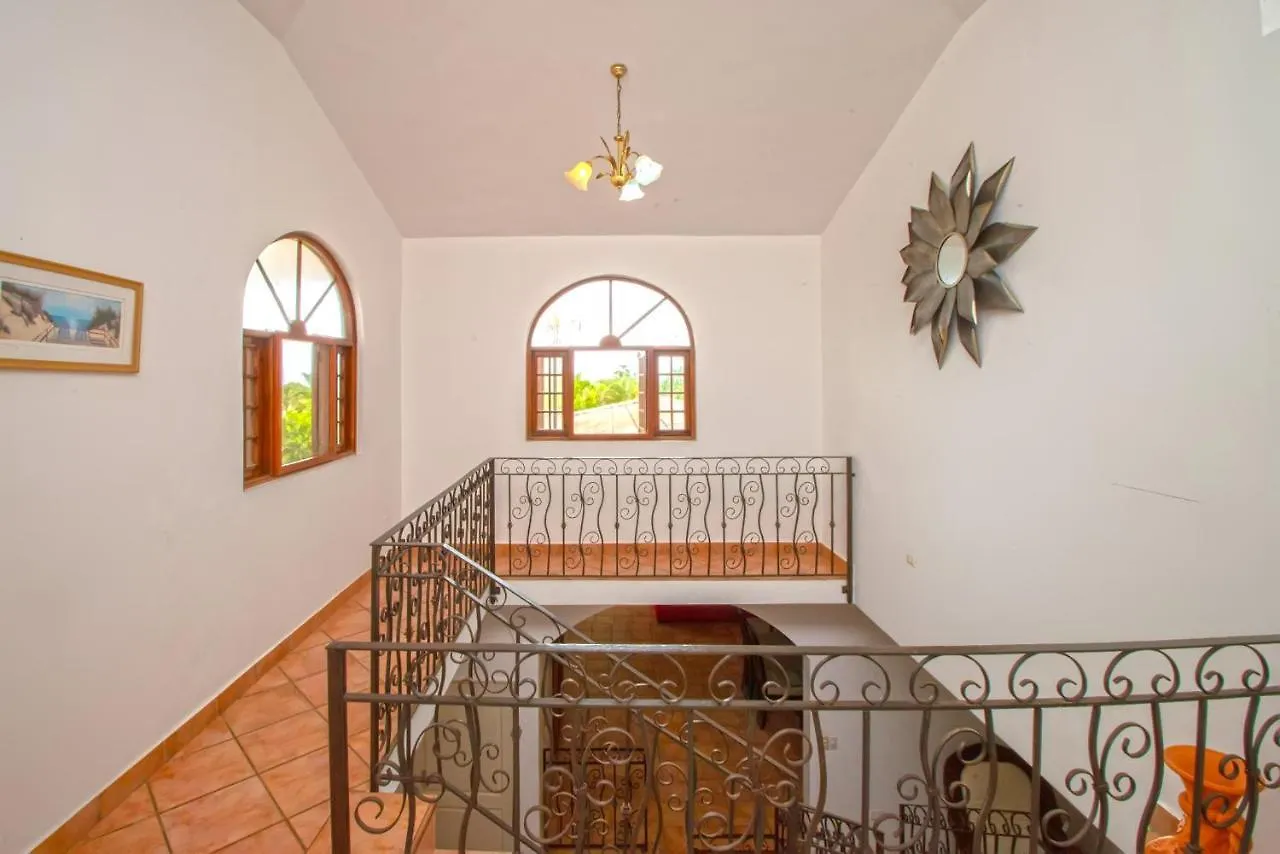 Playa Laguna 65 5 bedroom Villa Sosúa