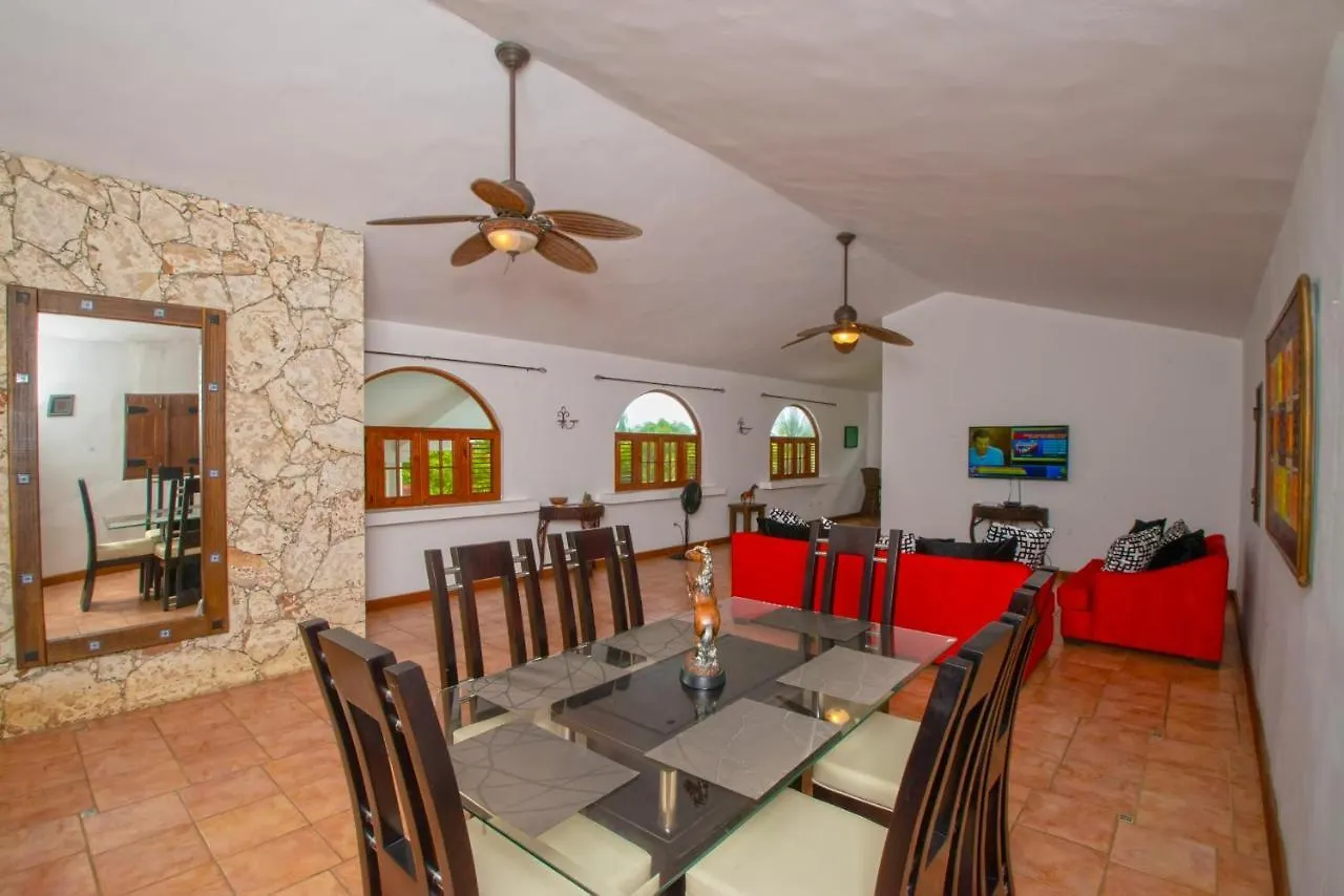 Playa Laguna 65 5 bedroom Villa Sosúa